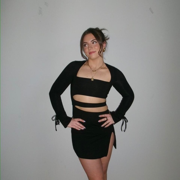 Oh Polly Enya Mini Dress - Long Sleeve Cut Out Mini Dress in Black - Picture 3 of 3